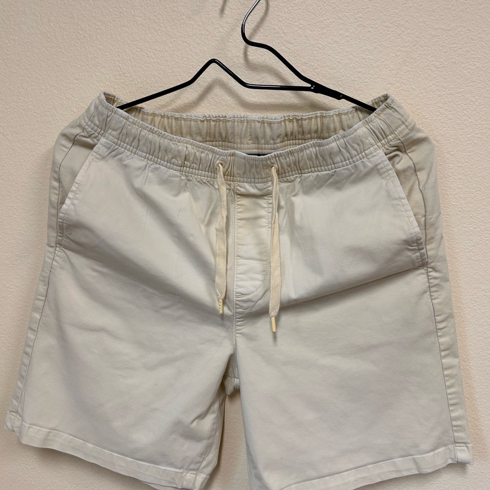 GAP Cream Elastic Waist Chino Shorts with pockets